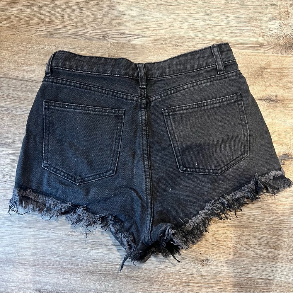 Shein Black Distressed Denim Shorts - Picture 3 of 3